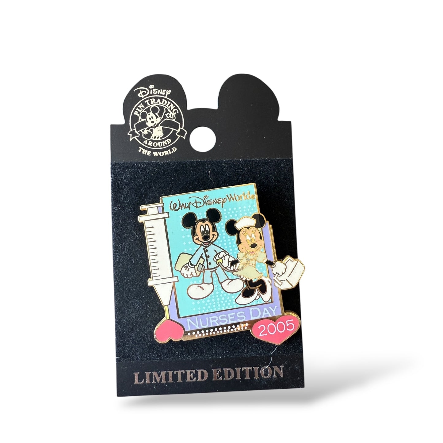 WDW Mickey and Minnie Nurses Day 2005 Pin