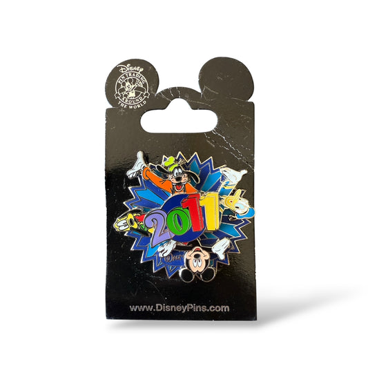 WDW 2011 Mickey and Friends Spinner Pin