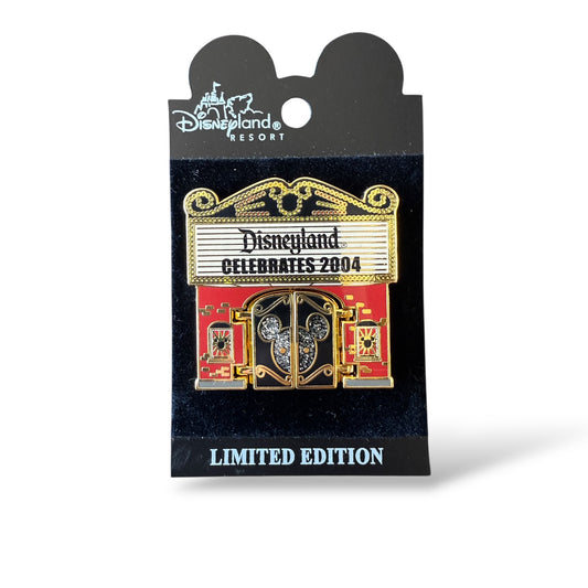 DLR Disneyland Celebrates 2004 Cinema Hinge Pin