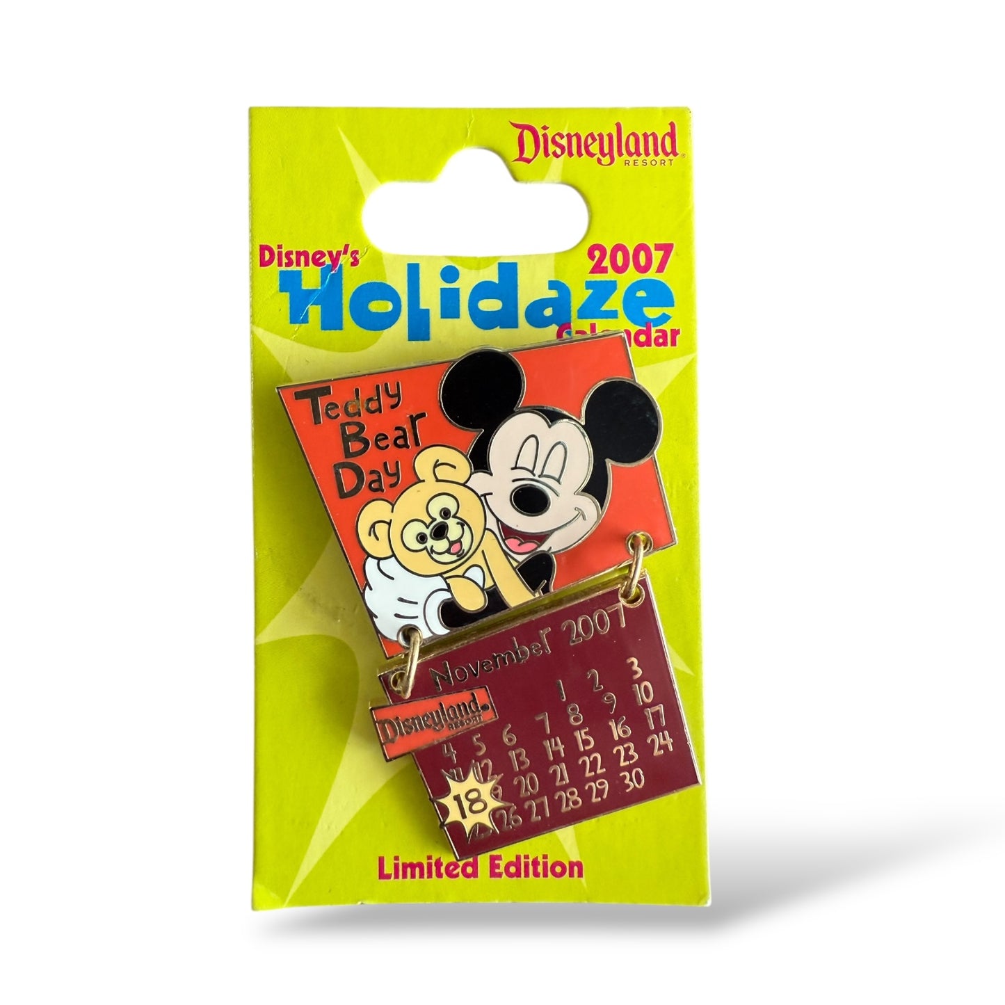 DLR Holidaze Calendar November Mickey Pin