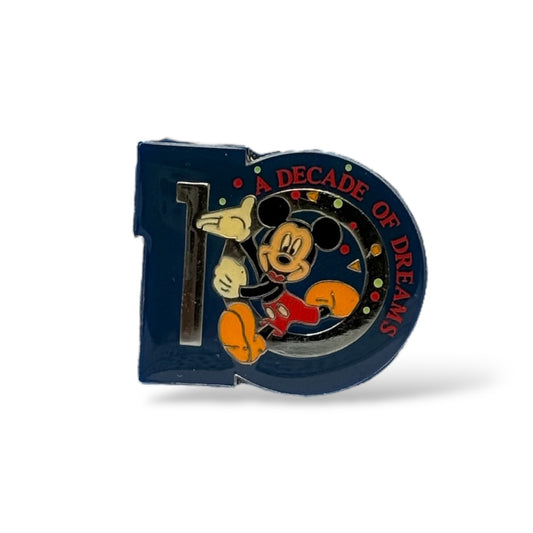 Disney Store Mickey Decade of Dreams 10th Anniversary Pin