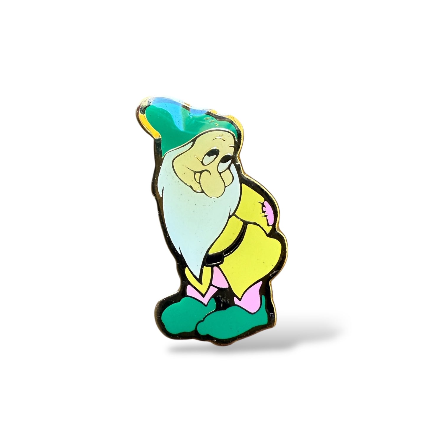 DLRP Snow White and the Seven Dwarfs Bashful Pin