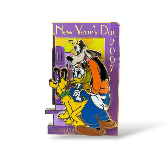 DLR Happy New Year 2007 Puzzle Donald, Goofy and Pluto Pin