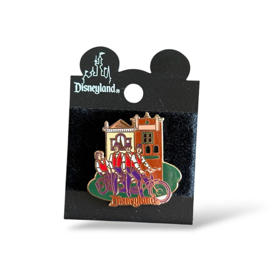 DLR 1998 Attractions Main Street Dapper Dans Quartet Pin
