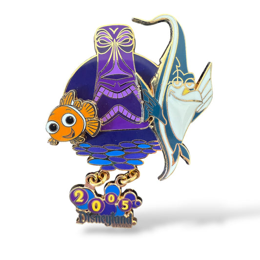 DLR Nemo and Gill Finding Nemo Dangle Pin