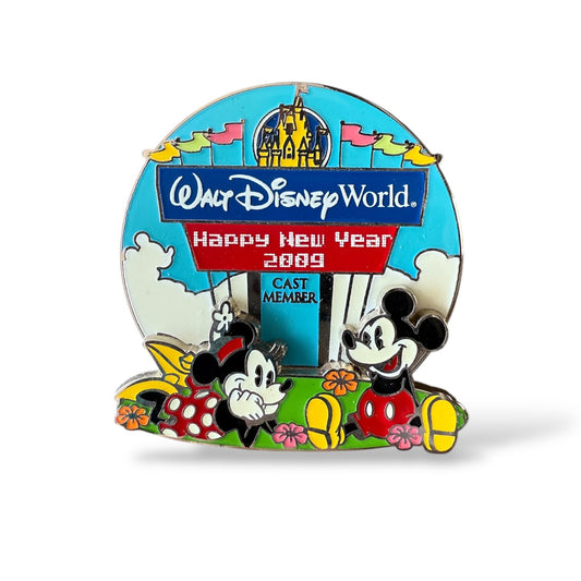 DEC Cast Member New Year's Day 2009 Pin