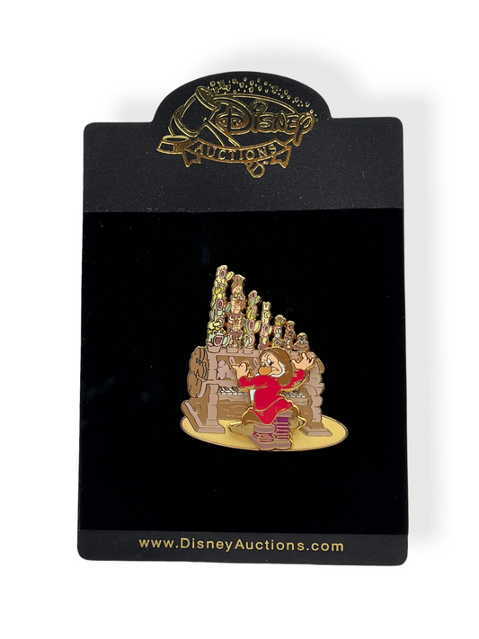 Disney Auctions Grumpy Playing Organ Pin